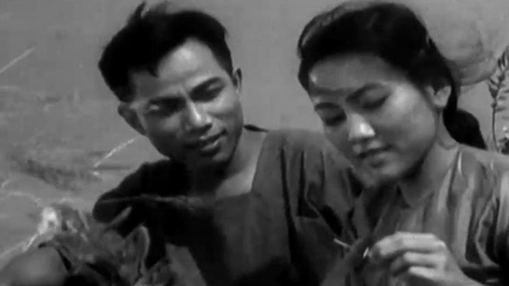 Đạo diễn Phạm Kỳ Nam: 'Chung một dòng sông' - phim truyện đầu tiên của Việt Nam